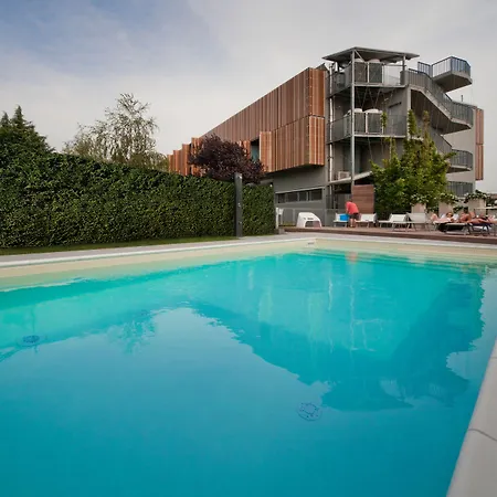 호텔 Mod 05 Bike 3*