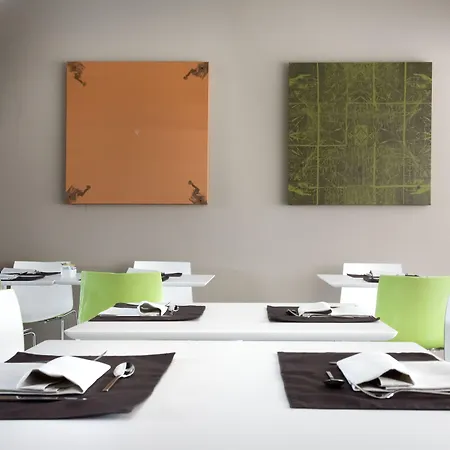 호텔 Mod 05 Bike 3*