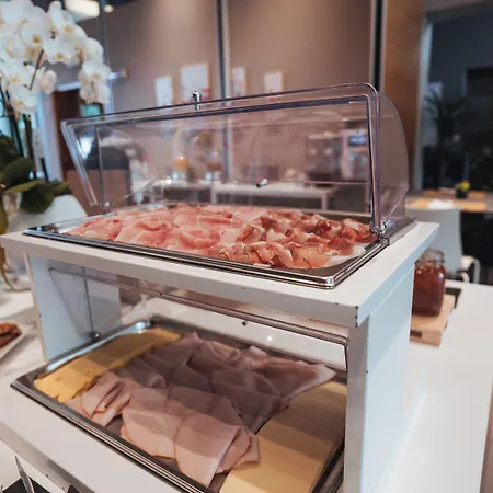 호텔 Mod 05 Bike 3*