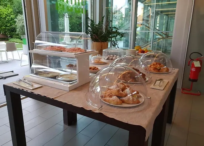 Mod 05 Bike מלון