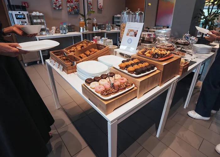 Mod 05 Bike מלון 3*